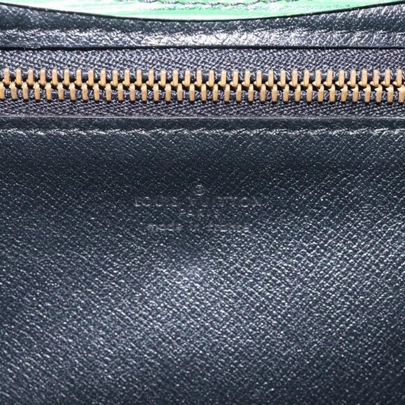 LOUIS VUITTON Epi Montaigne 27 Clutch Bag Green - Picture 12 of 16